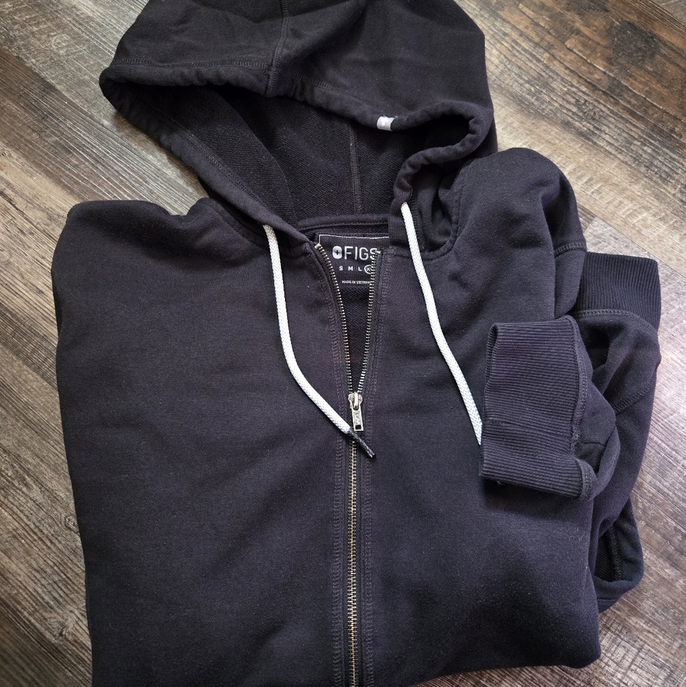 Figs Essential Black Hoodie Size XL Black Color